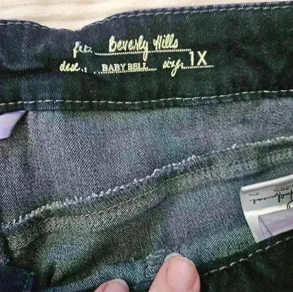 Hot in Hollywood- Women's Blue jeans- Baby Bell- Size 1X - Picture 4 of 13